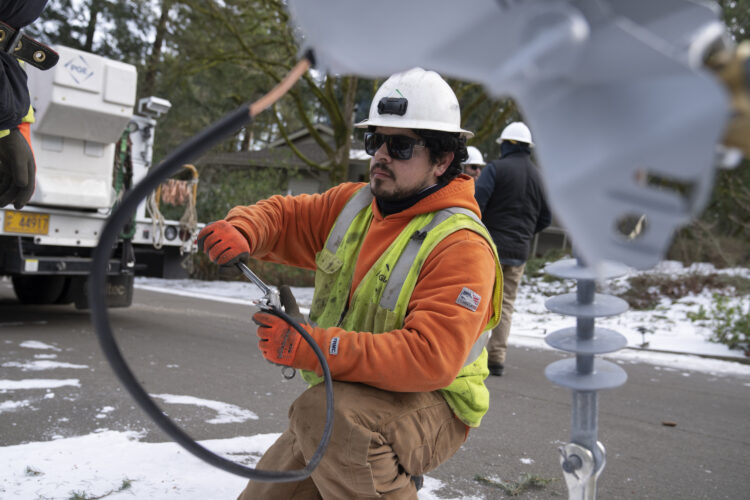 The US didn’t just avoid a recession — it’s adding hundreds of thousands of new jobs